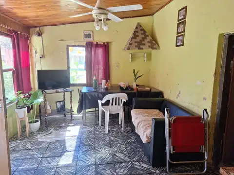 VENDO PROPIEDAD EN VILLA ELISA 
