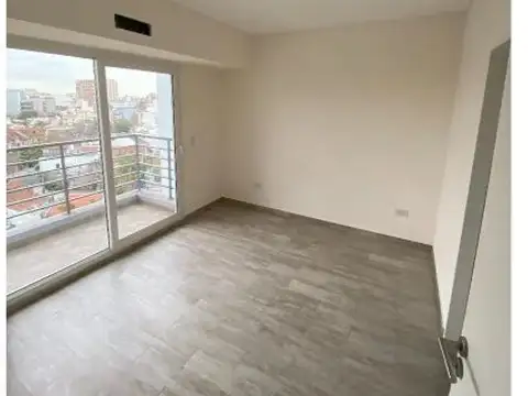 Departamento en Venta en Villa del Parque, USD 135.000