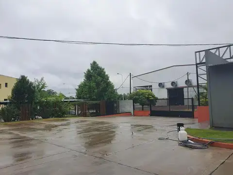 Galpon en Venta en Burzaco, USD 1.650.000