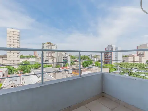 VENTA DPTO 2 AMB MONTE CASTRO BALCONES COCHERA