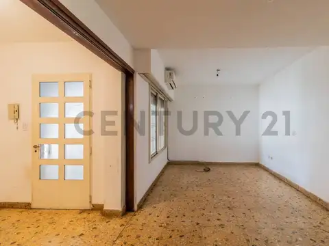 Depto Tipo Casa en Venta en Haedo Norte, USD 85.000