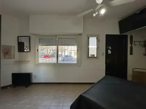 Depto Tipo Casa en Venta de 1 dormitorio