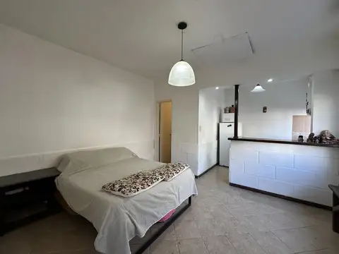 Depto Tipo Casa 2 ambientes con 1 baño