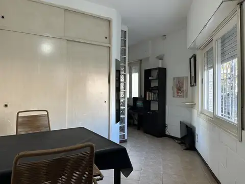 Depto Tipo Casa en Venta de 2 ambientes