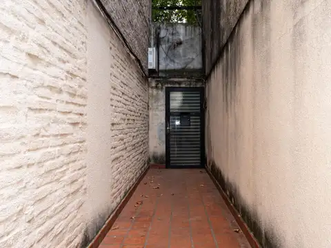 Martín Rodríguez 1400