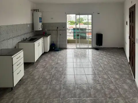 Mitre 896 , Piso 4