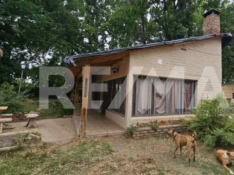 CHACRA 3,1 HECTÁREAS CON 2 CASAS, 2 GALPONES