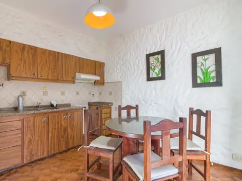 Depto Tipo Casa en Venta con 1 cocheras