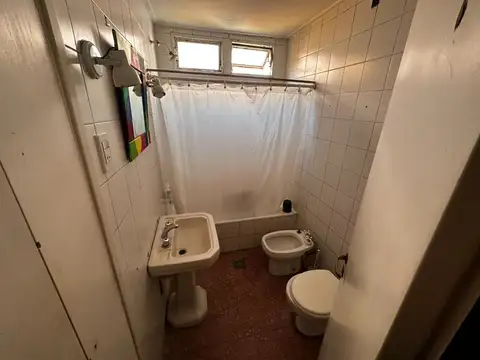 502 entre Camino Gral. Belgrano y 24 2700