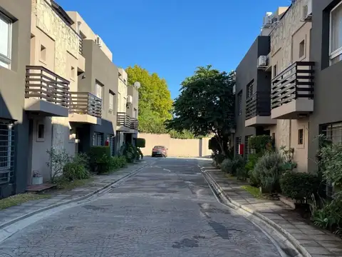 Triplex en venta Tigre Centro Recidencial