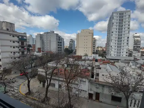 Jose Bonifacio 3000, Piso 4