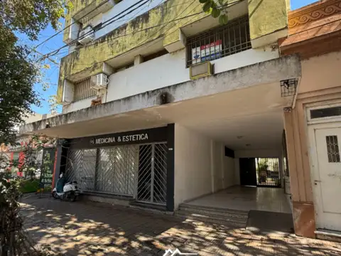 Departamento en venta. Mitre 557.