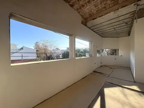Depto Tipo Casa en Venta de 2 ambientes