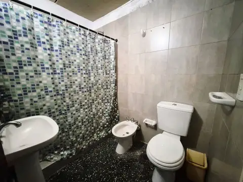 Depto Tipo Casa en Venta 82 años