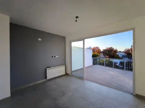 VENTA DEPTO PENT HOUSE CALLE ARIZU APTO CREDITO