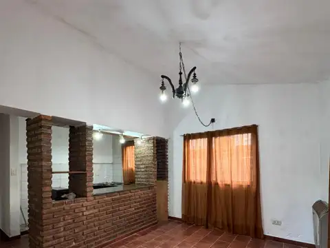 Casa en Venta en Quilmes, USD 35.000