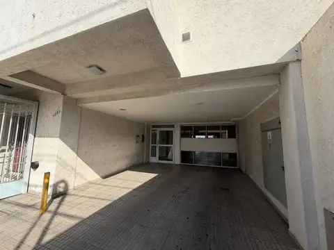DEPARTAMENTO CENTRICO 1 DORMITORIO CON COCHERA