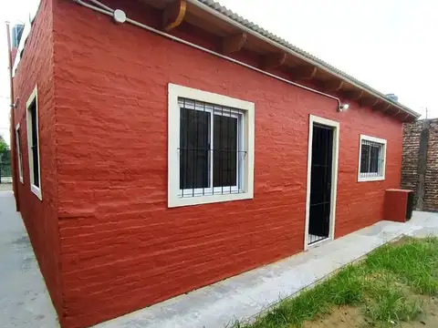 Casa en Alquiler en Gral. Aramburu, $ 700.000