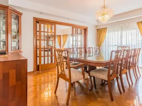 Departamento 7 ambientes con 5 baños
