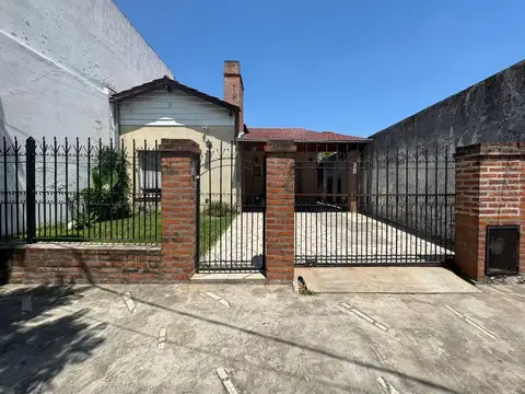 CASA - 4 AMBIENTES - MERLO CENTRO