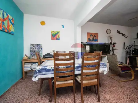 Casa en Venta con 1 cochera