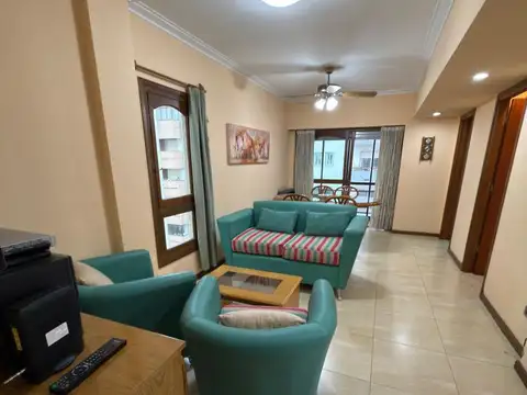 la rioja 1200, Piso 5