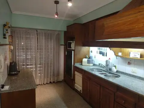 Excelente chalet de categoría en Bernal ACEPTA PERMUTA O FINANCIACIÓN
