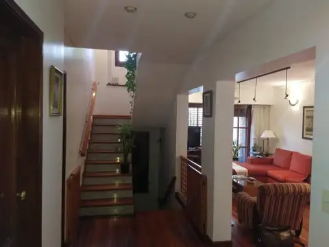 Casa en Venta en Bernal, USD 220.000