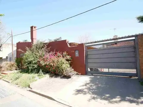 Camino Belgrano e/ 510 y 511