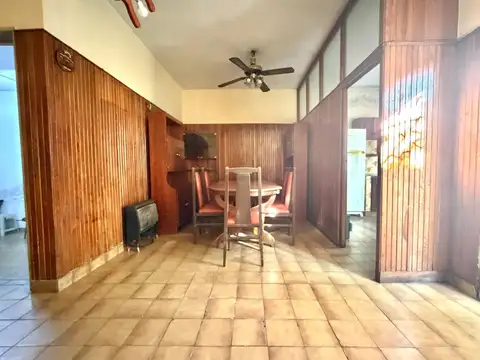 Depto Tipo Casa 4 ambientes con 2 baños