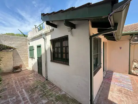 Casa 3 ambientes con 2 baños