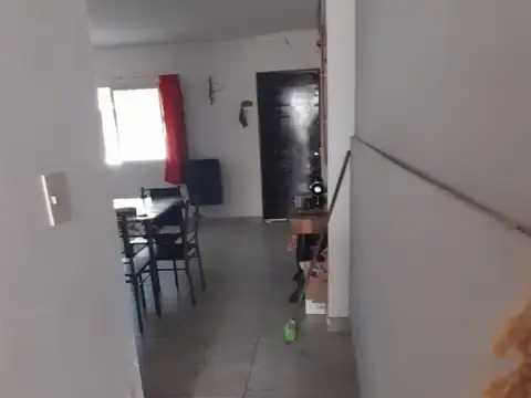 Depto Tipo Casa 3 ambientes con 1 baño
