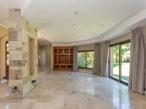 Casa en Venta en San Diego Country Club, Moreno