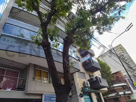 Av. Directorio 711 100, Piso 7