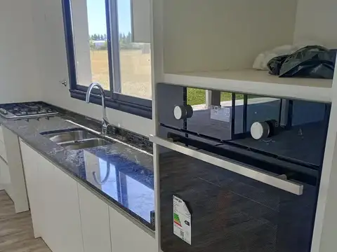 Casa en Venta en Monet Barrio Privado, USD 170.000