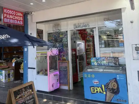 Local en Av. Santa Fe 4920, excelente zona comercial. Sin Expensas.