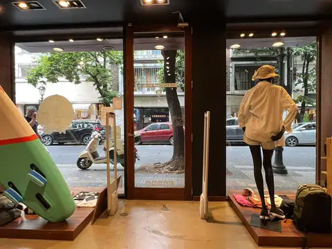 Local en Venta 50 años