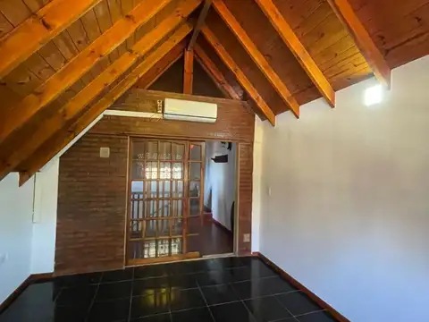 Depto Tipo Casa 4 ambientes con 1 baño