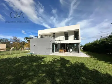 Casa a estrenar en alquiler Barrancas de San Benito