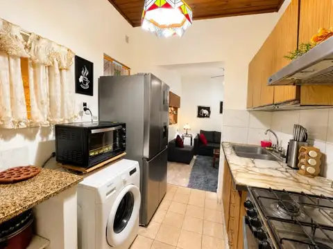 VENTA CASA 6 AMBIENTES JOSE C PAZ JARDIN Y COCHERA en UNA PLANTA