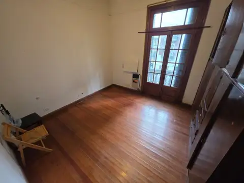 Casa 10 ambientes con 3 baños