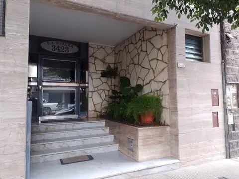 Departamento en Alquiler en Belgrano R, $ 380.000