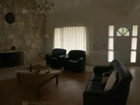 Casa en Alquiler Temporal al Oeste