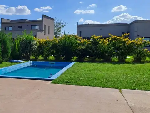 Casa en Venta al Este