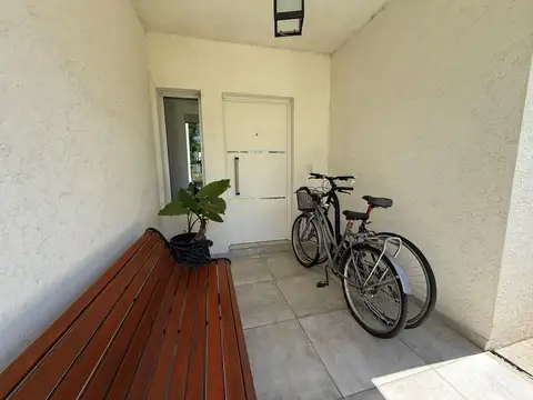 Casa en Venta en Pilar del Este - Santa Guadalupe, USD 230.000