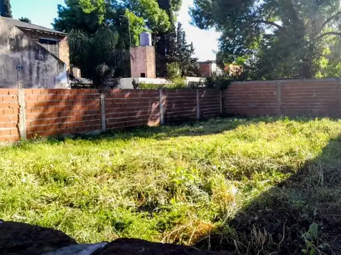 Venta LOTE 300 m2.Maquinista Savio