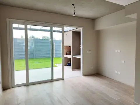 Departamento en Alquiler con 1 cocheras