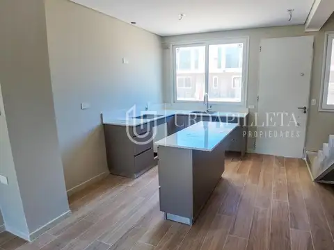 Townhouse en alquiler 3 ambientes en Aldeana Pilar