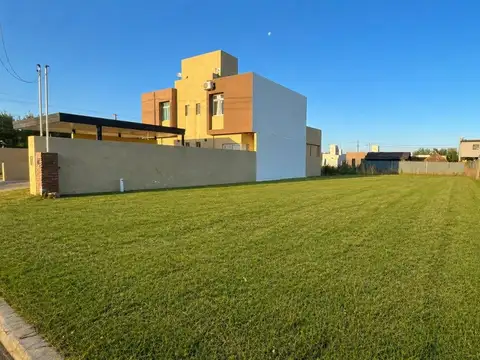 Terreno en Venta en Villa Santa Maria, Santa María