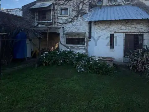CASA EN VENTA 5 AMBIENTES | LOTE PROPIO 425 M² - BENAVIDEZ